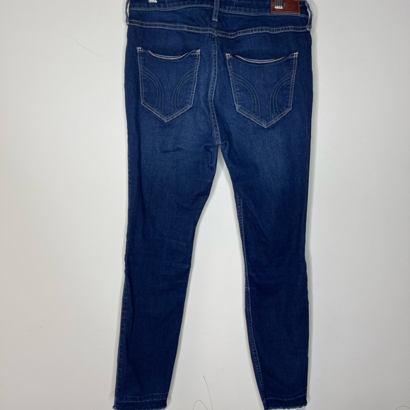 Hollister High Rise Jeans - Picture 3 of 5